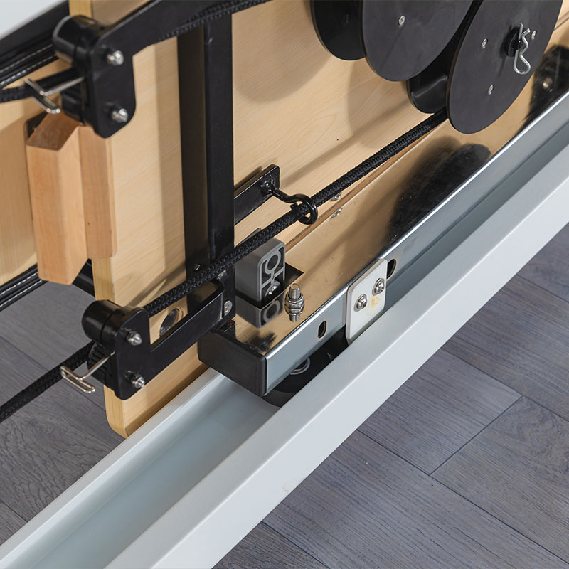 Máquina de Pilates Reformer em - Pilates Yoga Certification avaliação e preço